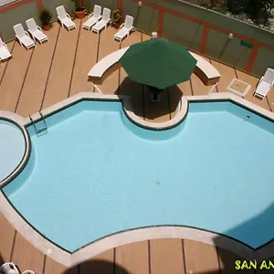  Apartamento Hermoso Recién Remodelado Zona Colombia